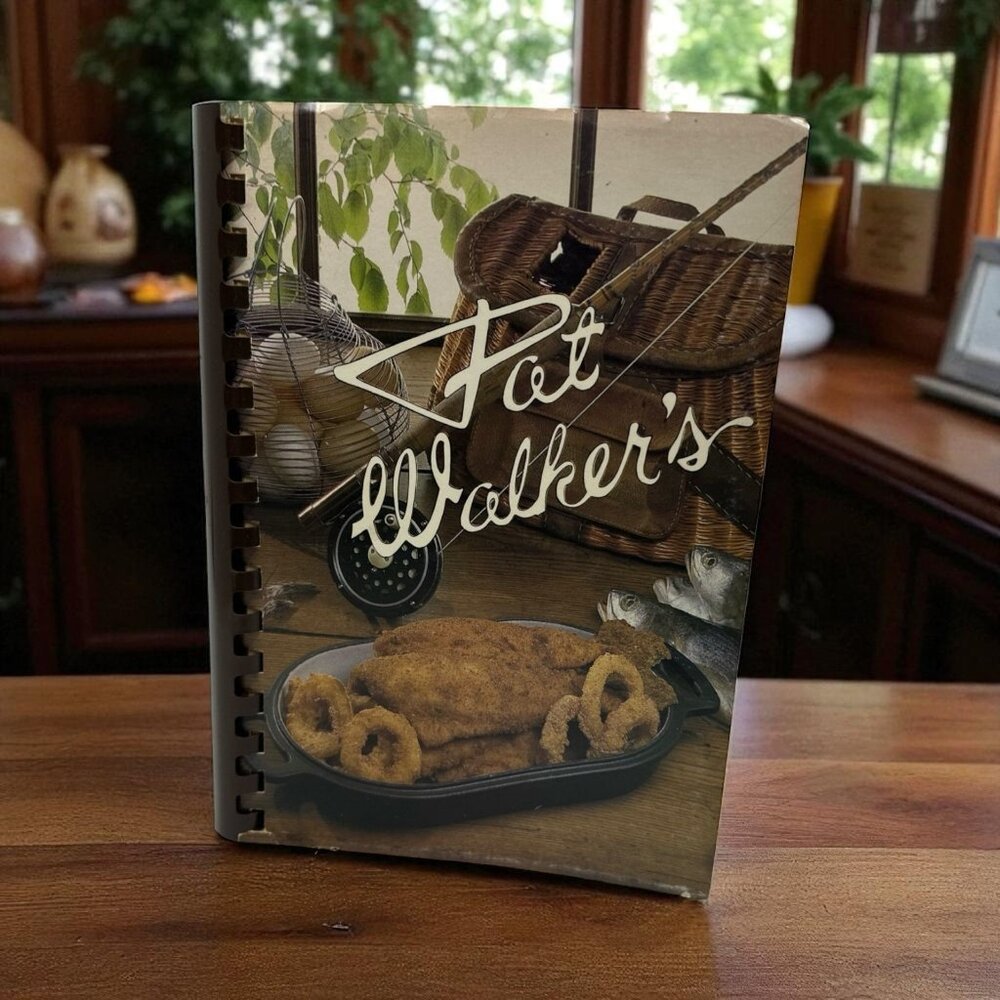 Pat Walkers Favorite‎ Recipes Spiral-Bound Cookbook 1982? Vintage VTG. Extras